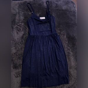 Hollister dress size small 💙
